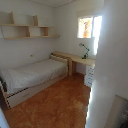 דירה 2 Bedrooms With Shared Pool And Wifi At Carrer Britania 10 1 Km Away From The *