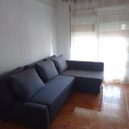2 Bedrooms With Shared Pool And Wifi At Carrer Britania 10 1 Km Away From The *