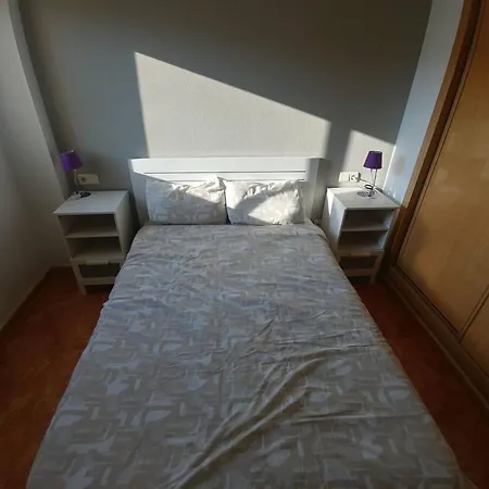 דירה 2 Bedrooms With Shared Pool And Wifi At Carrer Britania 10 1 Km Away From The